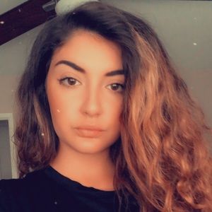 Meet your Posher, Alyssa